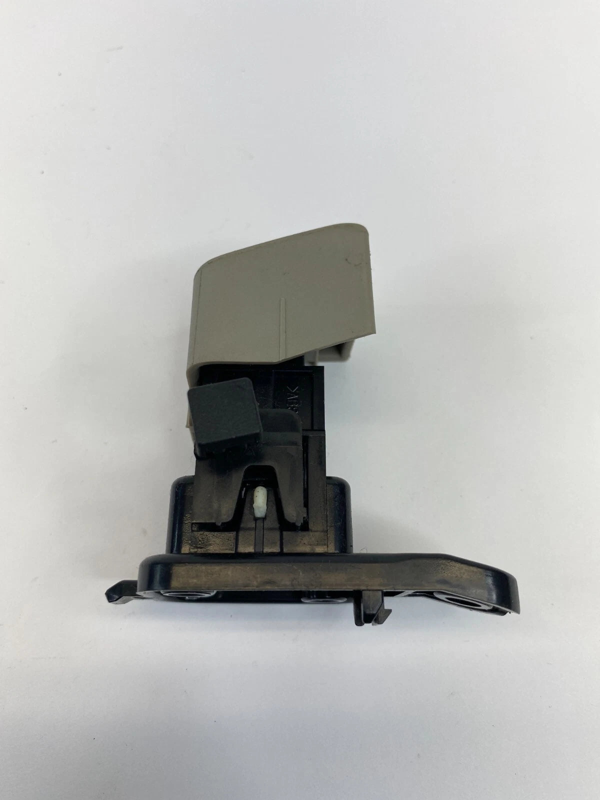 2010-2015 TOYOTA PRIUS DASH LOWER GLOVE BOX COMPARTMENT LATCH RELEASE HANDLE