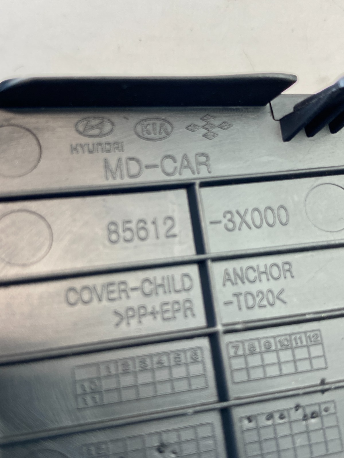 2011-2013 Hyundai Elantra Sedan Rear Seat Belt Anchor Child Cover Trim Plate OEM