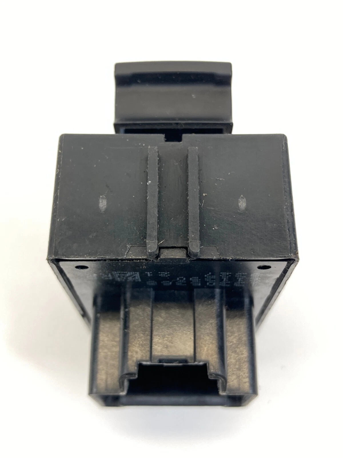 2010-2017 CHEVROLET EQUINOX REAR LEFT DOOR WINDOW CONTROL SWITCH 13305368 OEM
