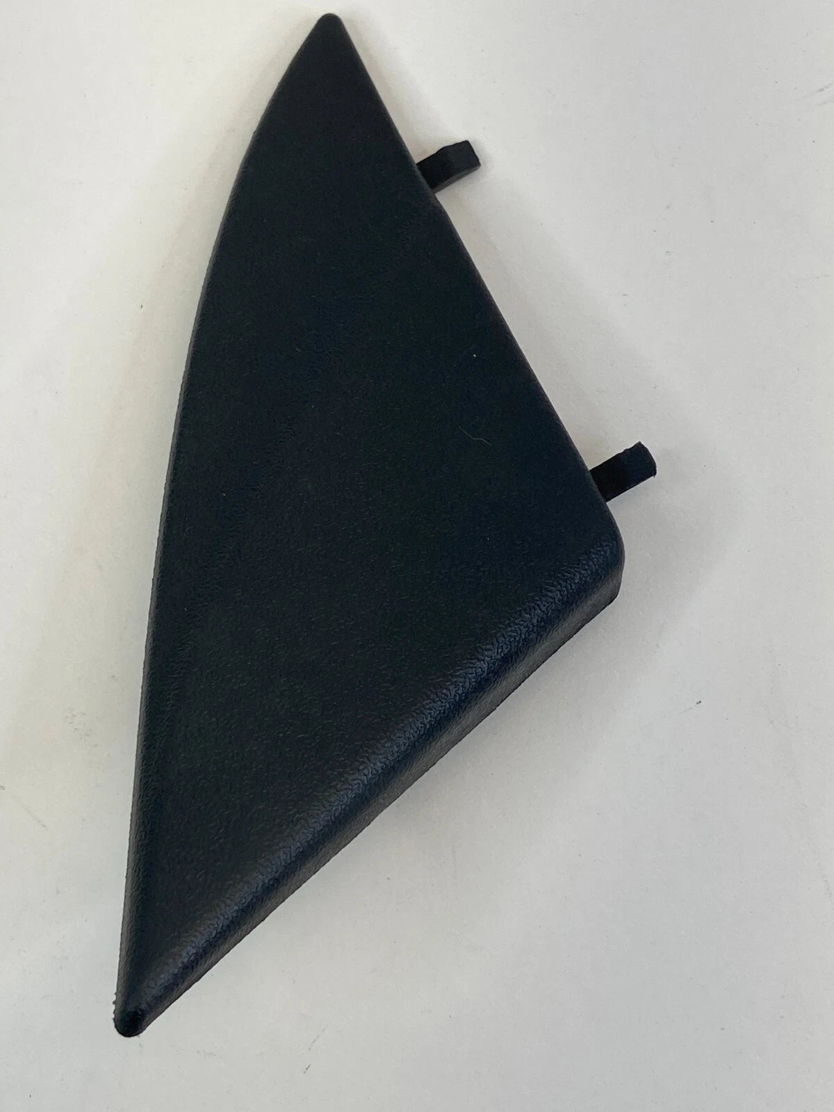 2000-2005 TOYOTA CELICA FRONT LEFT INNER CORNER COVER TRIM PANEL 67492-20420 OEM