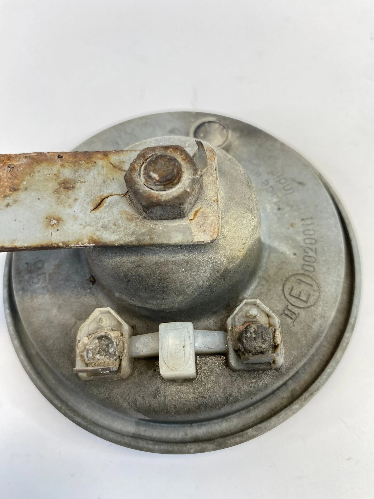 1998-2003 MERCEDES-BENZ ML 320 HORN ALARM SIGNAL SIREN NOTE E1-0020011 OEM