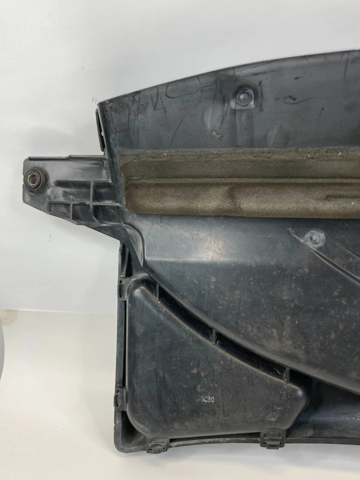 2006-2008 INFINITI M35 FRONT AIR INTAKE DUCT INTLET TUBE HOSE 16554-EG000 OEM