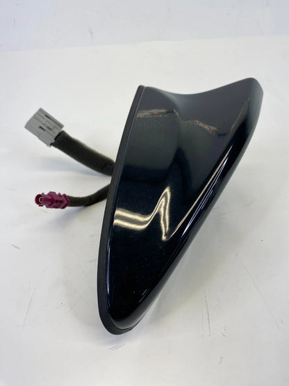 13-17 HYUNDAI ELANTRA GT ROOF MOUNT SHARK ANTENNA COMBINATION 96210-A5610-NKA