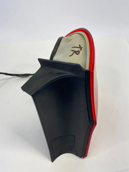 2009-2011 BMW 328I 328I XDRIVE REAR RIGHT OUTER TAIL LIGHT TAILLIGHT 7289430 OEM