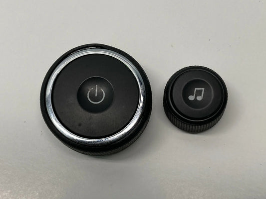 2006 2007 06 07 SATURN VUE ION DASH RADIO CD STEREO KNOB SET PAIR OEM
