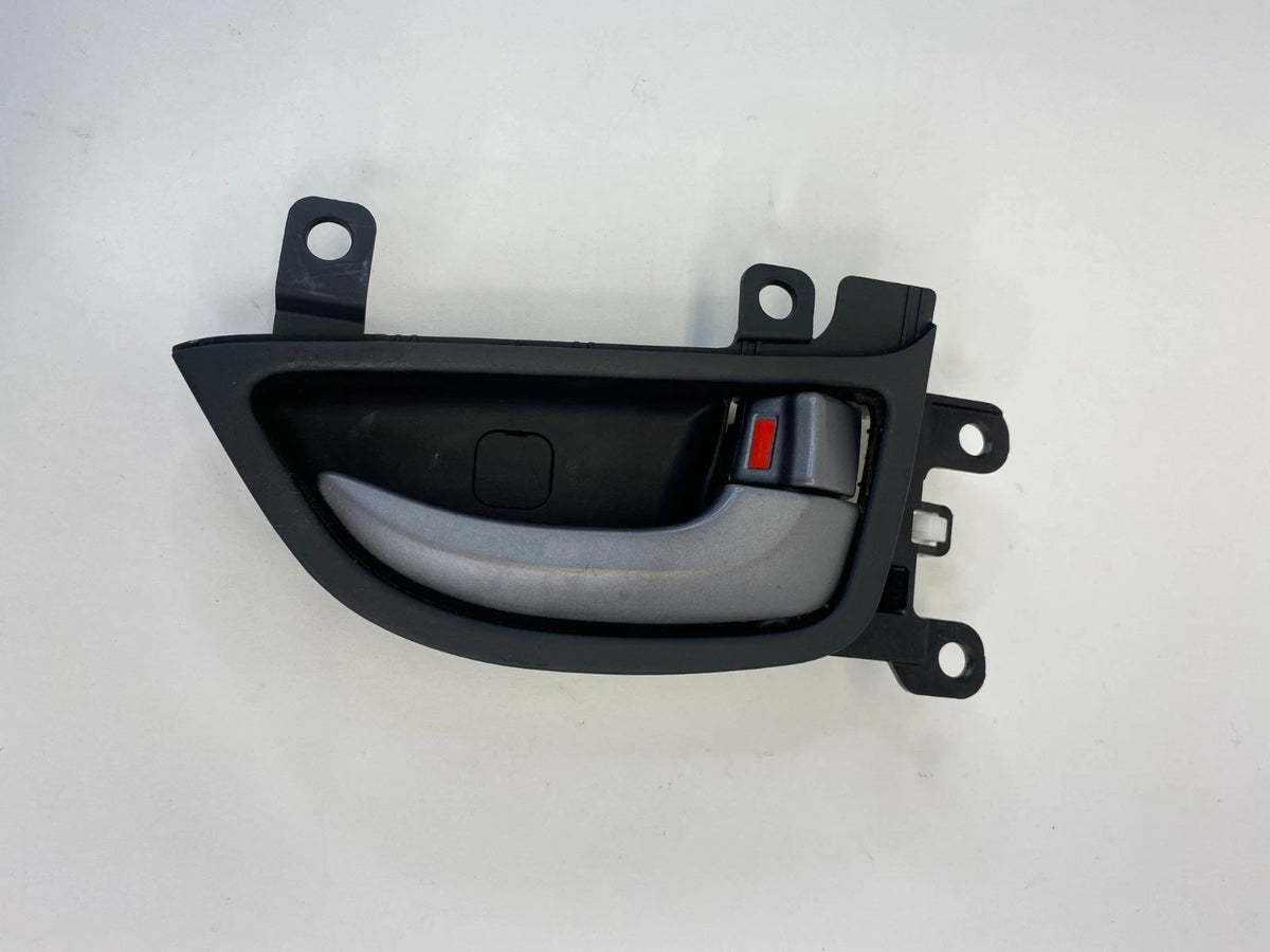 2011-2016 HYUNDAI ELANTRA FRONT RIGHT INTERIOR DOOR HANDLE 82623-MD000 OEM