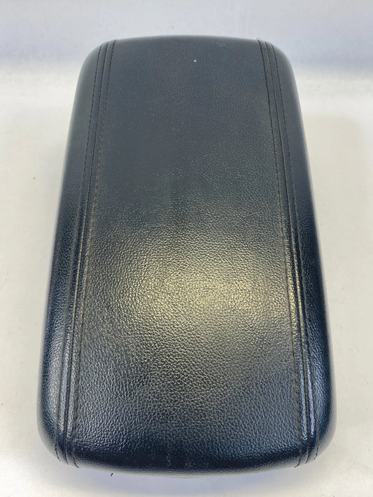2010-2013 KIA FORTE CENTER CONSOLE ARMREST ARM REST TOP LID COVER ASSY OEM
