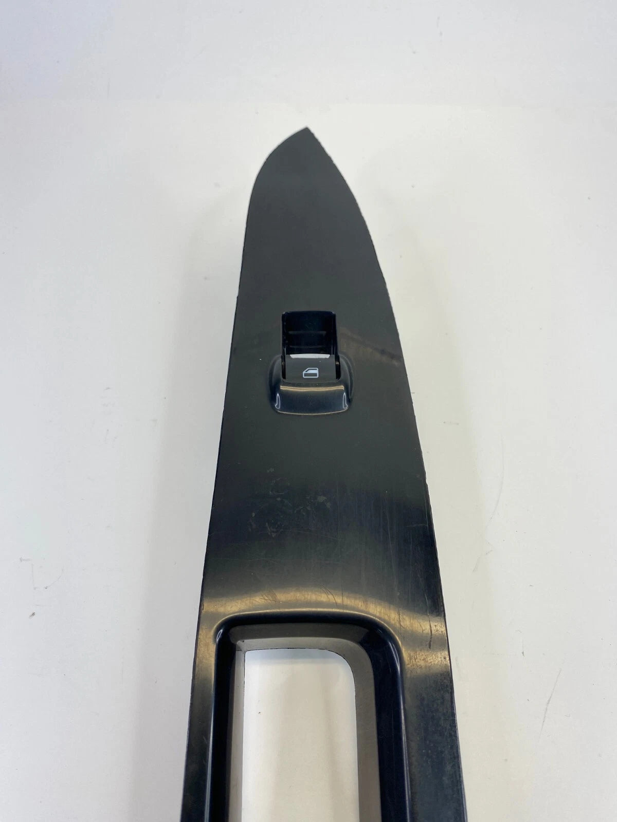 2013-2020 FORD FUSION FRONT RIGHT SIDE DOOR WINDOW SWITCH W/ BEZEL DS73-14A563-B