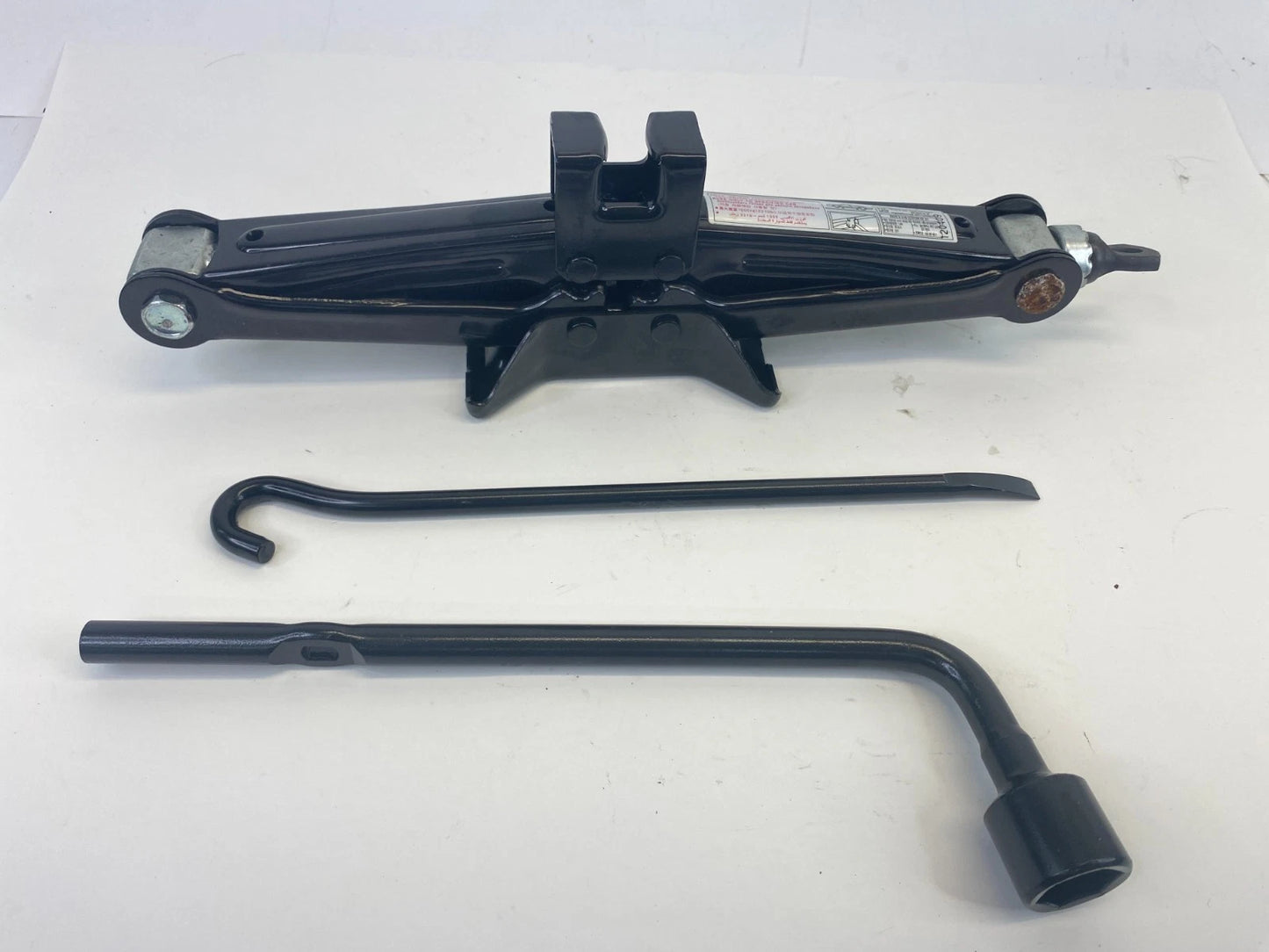 2013-2017 Hyundai Elantra GT Emergency Spare Tire Jack & Tool Lug Wrench Kit Set