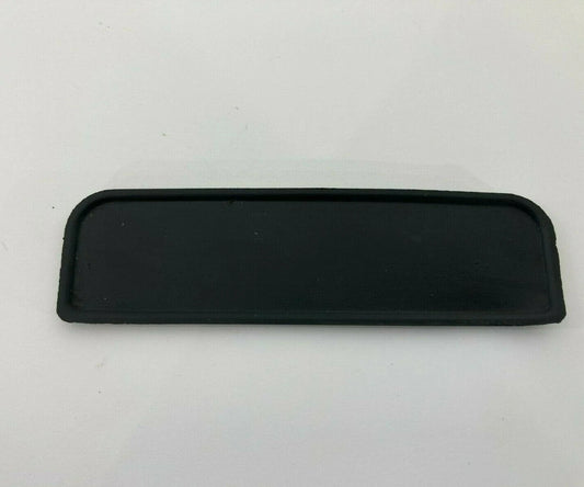 03-08 KIA SORENTO FRONT RIGHT PASSENGER SIDE PAD COVER TRIM LID 93562-3E000 OEM