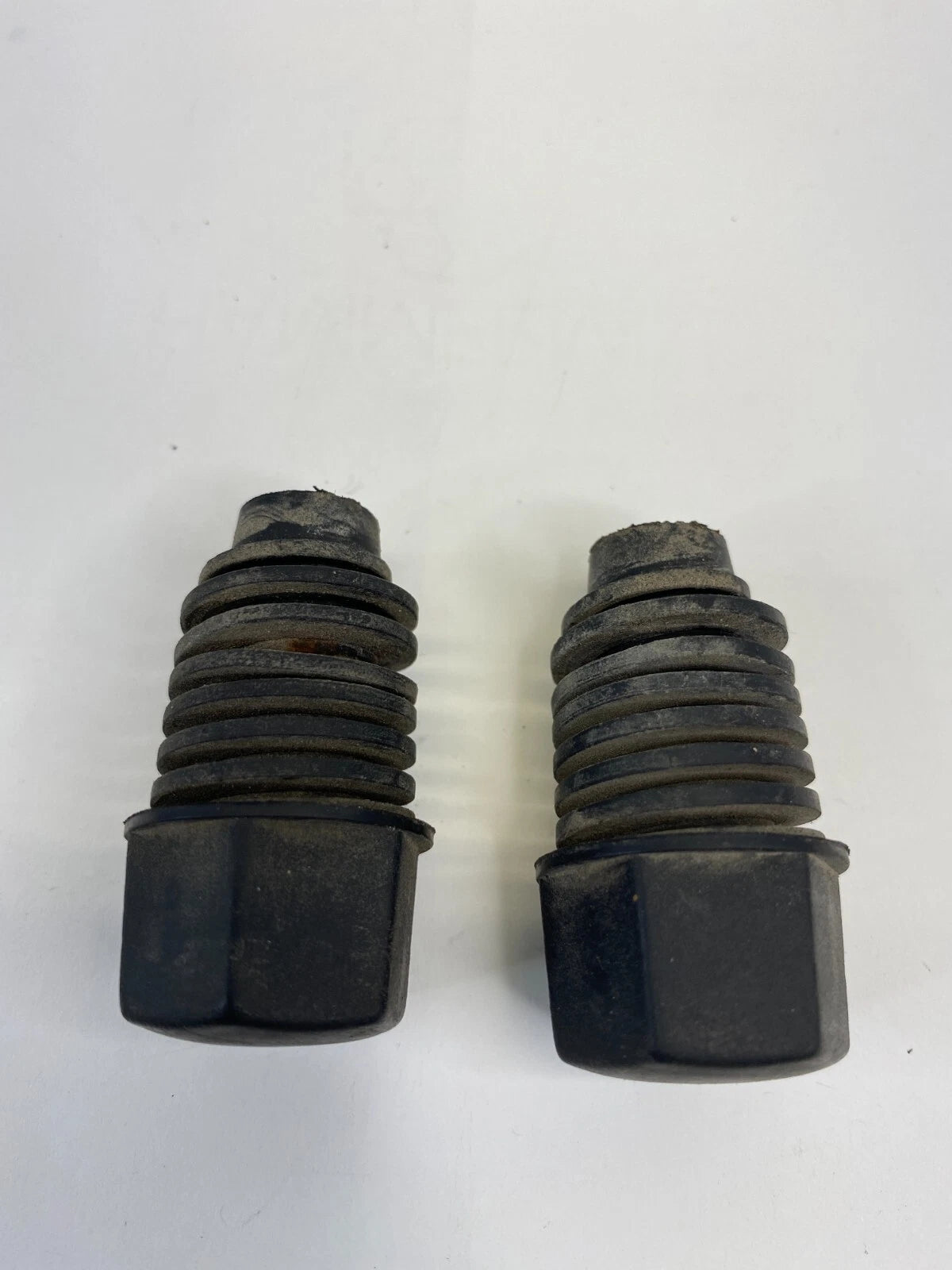 2008-2017 CHEVROLET EQUINOX HOOD RUBBER CUSHION BUFFER STOPPER BUMPER PAIR OEM
