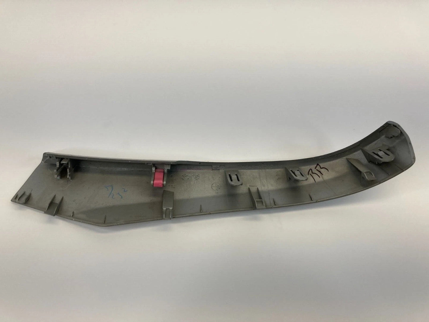 12-15 TOYOTA PRIUS REAR RIGHT SIDE DOOR PANEL PULL HANDLE BEZEL 74645-47010 OEM