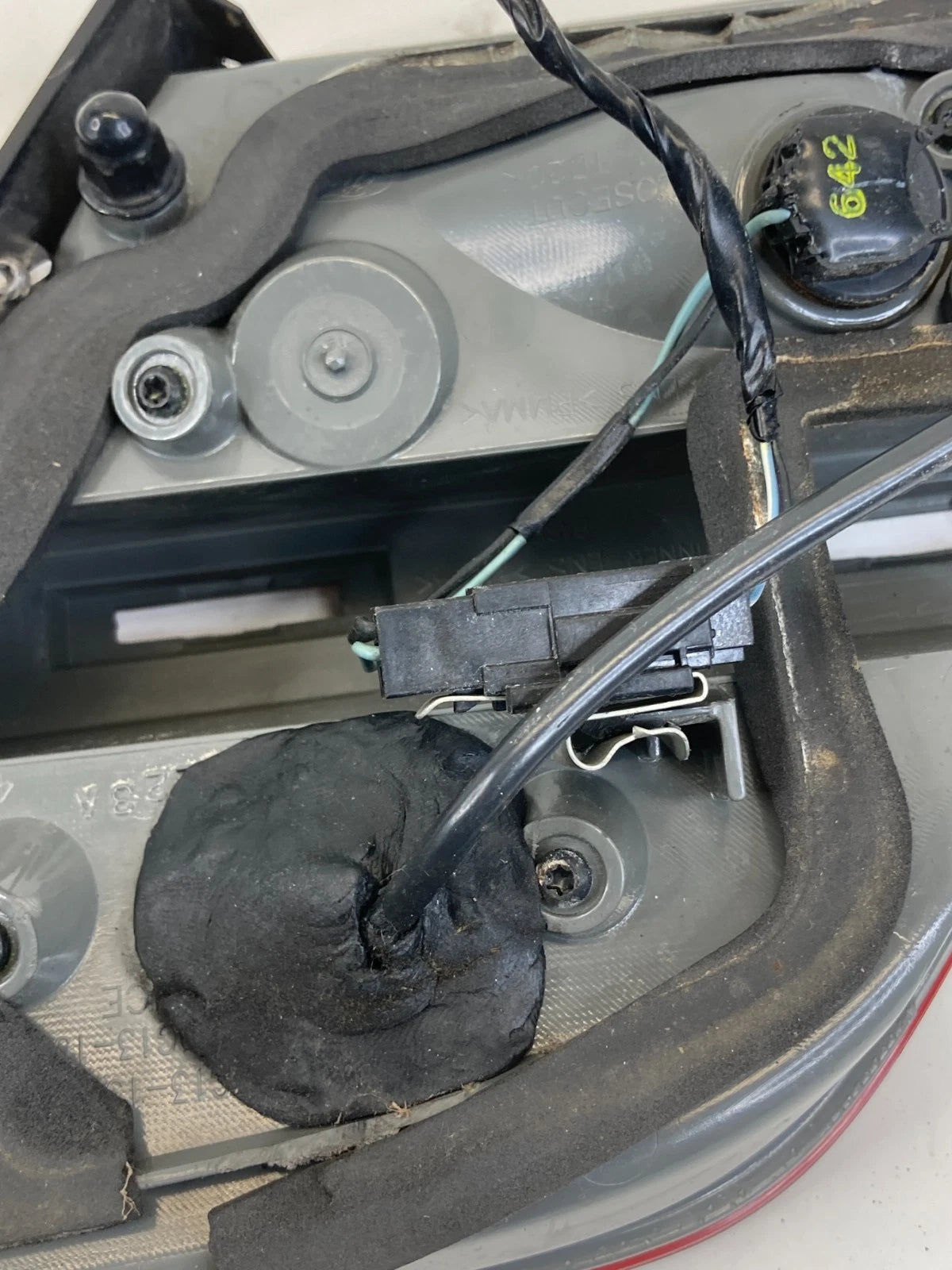 13-19 Ford Police Interceptor Sedan Left Side Tail Light Inner Taillight Lamp