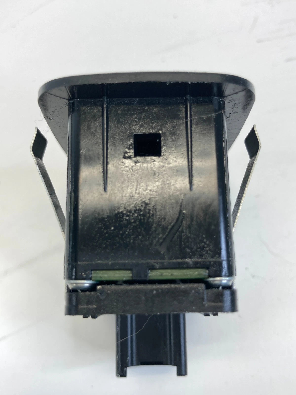 12-16 TOWN & COUNTRY REAR RIGHT SIDE DOOR WINDOW CONTROL SWITCH 68110869AA OEM