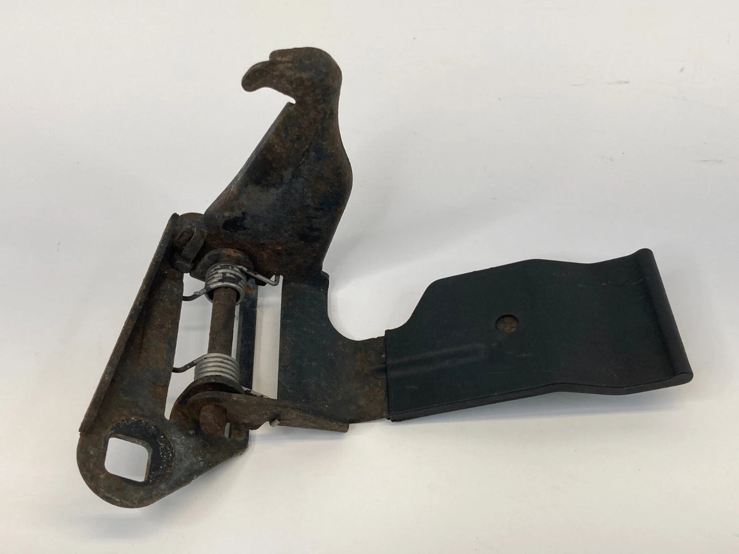 06 07 08 09 10 11 12 13 RANGE ROVER SPORT FRONT HOOD BONNET SAFETY CATCH OEM