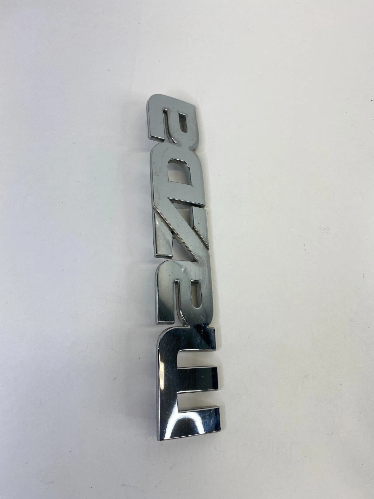 2000-2006 MAZDA MPV REAR TRUNK DECK LID NAME NAMEPLATE BADGE LOGO LC62-51710 OEM