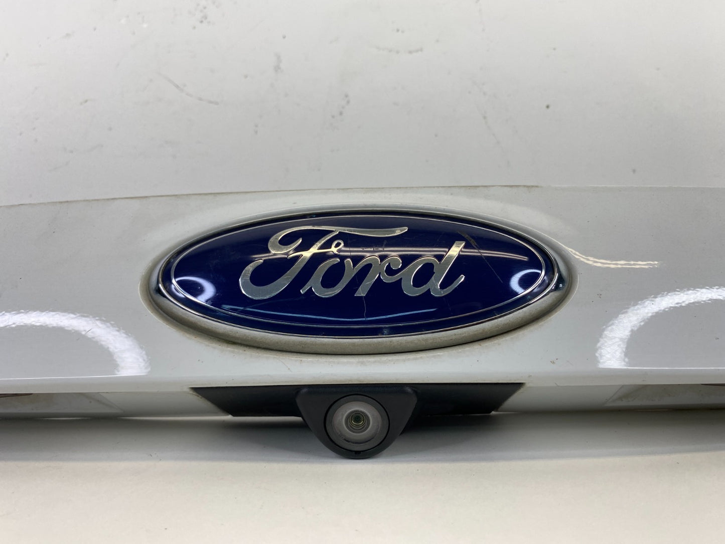 13-16 Ford Escape Liftgate Tailgate License Trim Molding w/ Camera