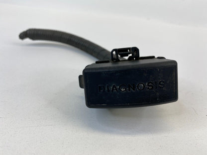 1997 97 Toyota 4Runner 2.7L L4 A/T Diagnosis Relay Plug Connector OEM