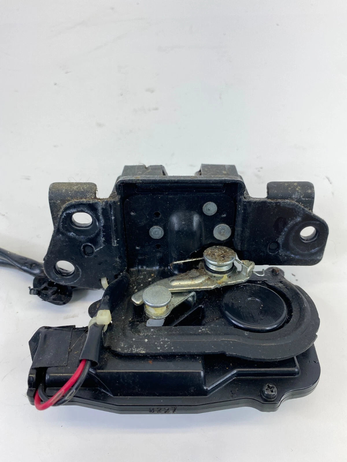 2004-2009 TOYOTA PRIUS HATCH TRUNK LID TAILGATE LOCK LATCH RELEASE ACTUATOR OEM