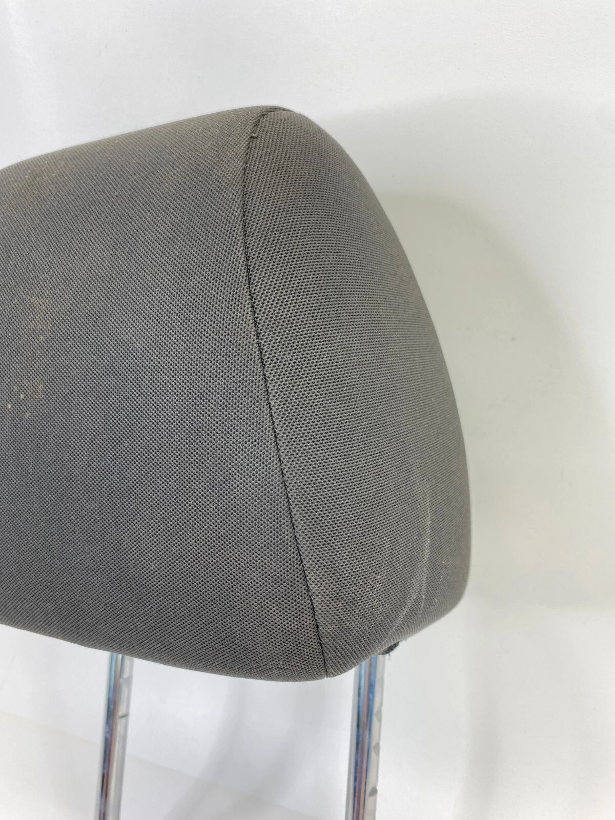 2016 CHEVROLET CRUZE LIMITED FRONT RIGHT PASSENGER SEAT HEADREST HEAD REST OEM
