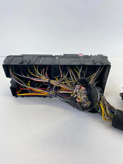 13-19 Ford Flex Taurus MKT 3.5L V6 Under Hood Cabin Fuse Relay Junction Block