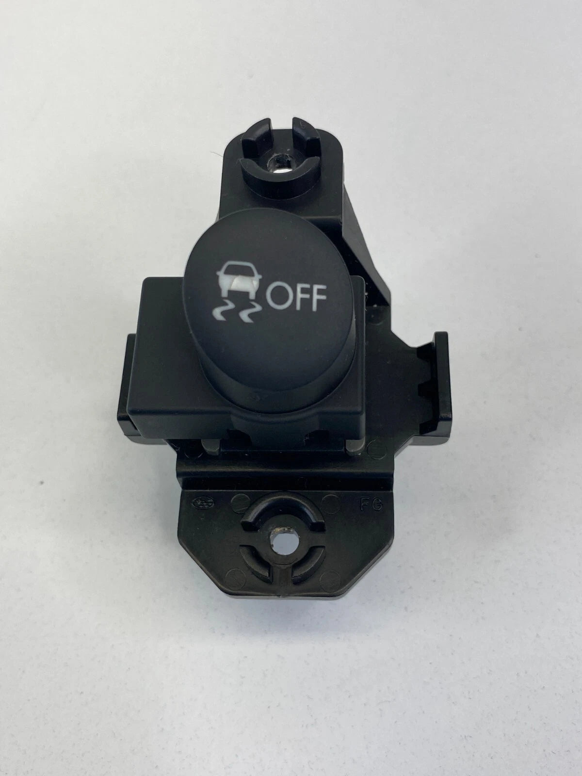 09-13 SUBARU FORESTER 08-10 IMPREZA TRACTION CONTROL BUTTON SWITCH 66211FG000