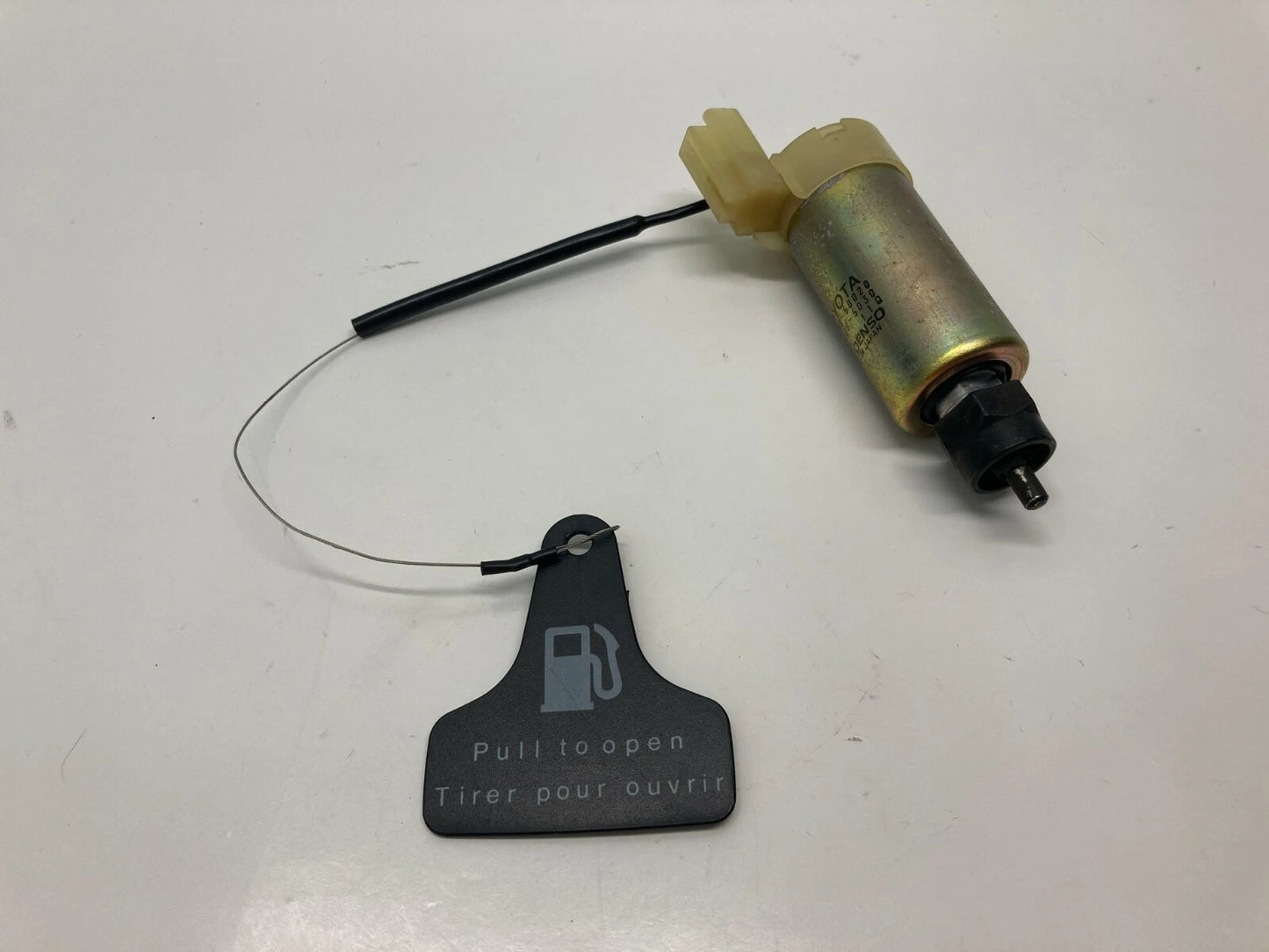 93-00 LEXUS LS400 FUEL GAS DOOR LOCK LATCH RELEASE ACTUATOR SOLENOID 85490-50020