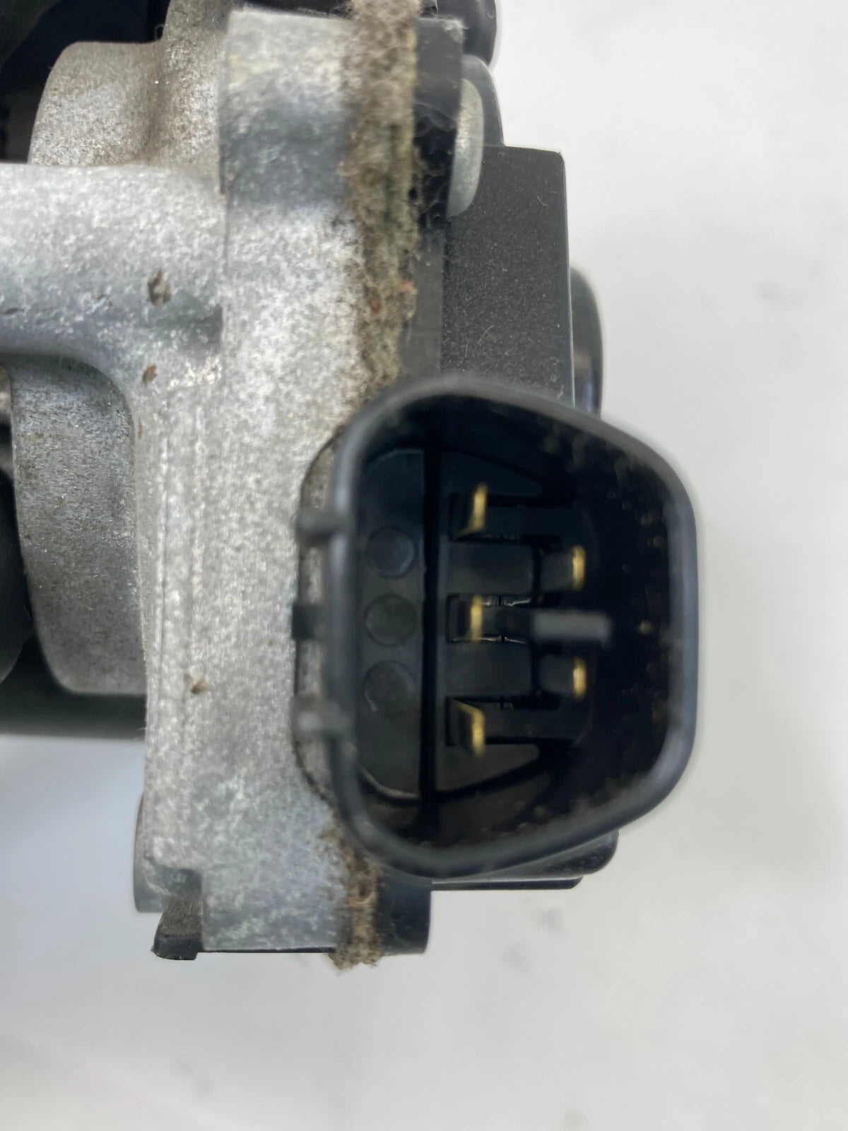 2007-2011 TOYOTA CAMRY FRONT WINDSHIELD WIPER MOTOR ASSEMBLY 85110-06060 OEM