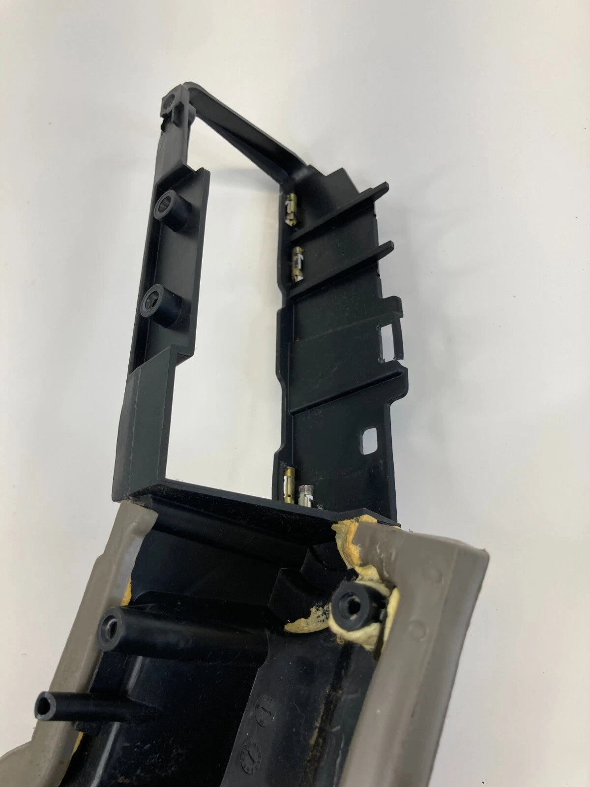 2006-2010 FORD EXPLORER FRONT RIGHT PASSENGER DOOR ARMREST PAD OEM 6L247823942A