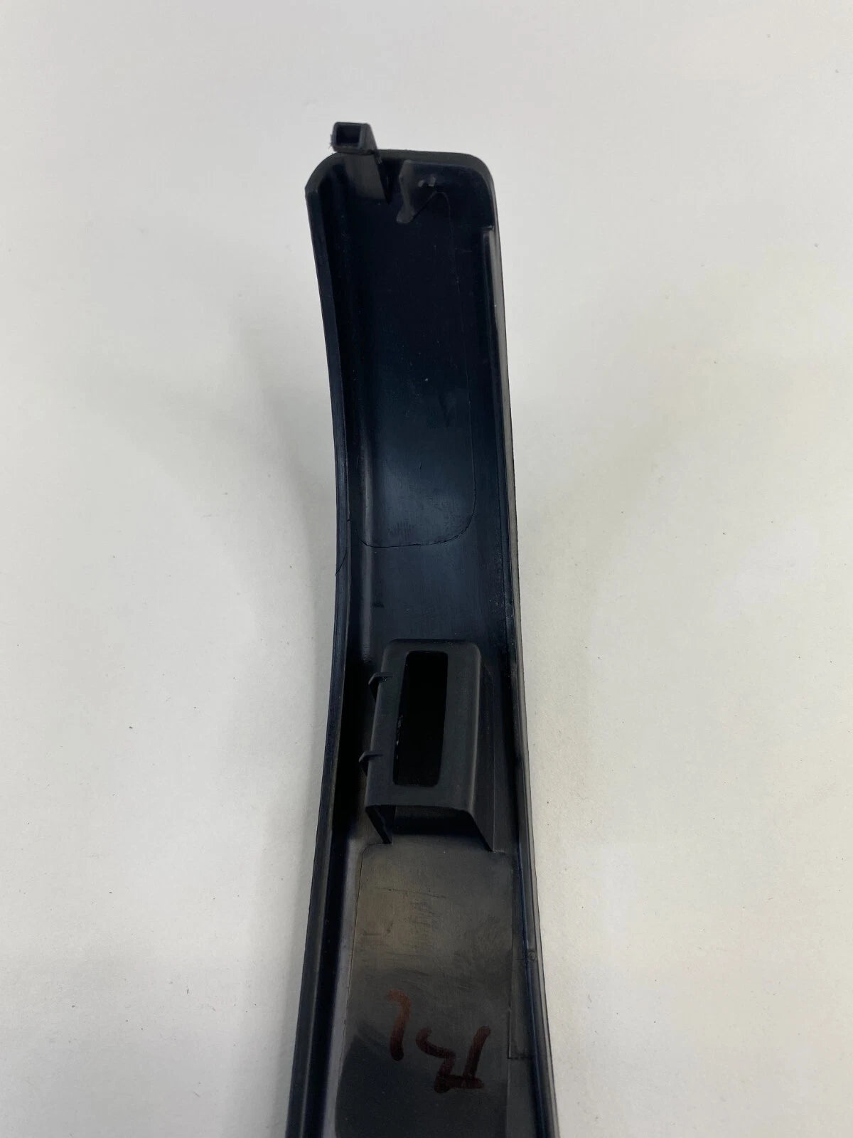 09-12 CHEVY TRAVERSE REAR LEFT SIDE INNER DOOR PULL HANDLE COVER TRIM LF15948058