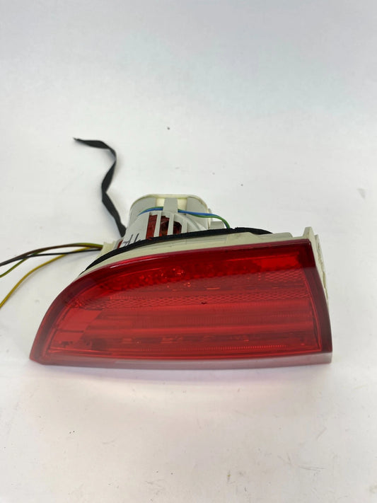 2009-2011 BMW 328I XDRIVE REAR RIGHT PASSENGER INNER TAILLIGHT LAMP 7289427 OEM