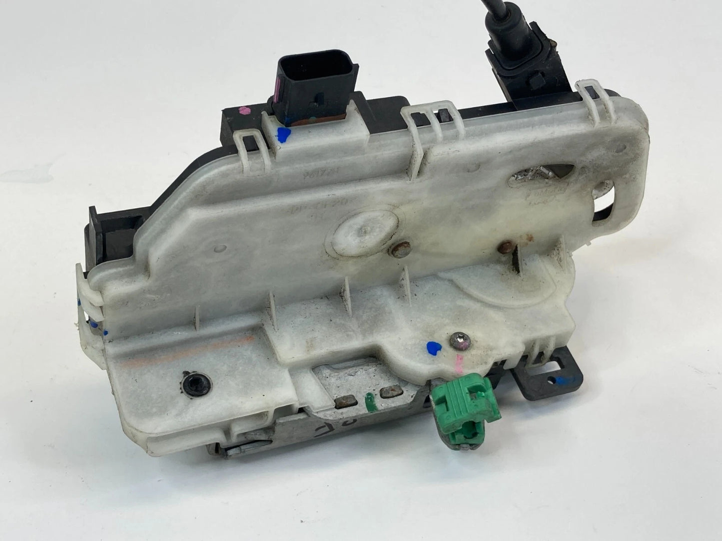 2010-2019 FORD TAURUS FRONT RIGHT SIDE DOOR LOCK LATCH ACTUATOR 8A5A-5421812-EA