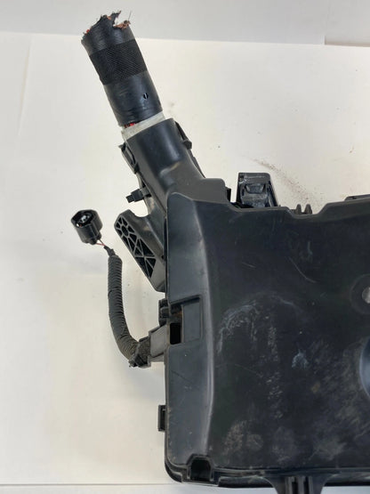 2010 2011 TOYOTA PRIUS 1.8L A/T ENGINE COMPARTMENT FUSE RELAY BOX ASSEMBLY OEM