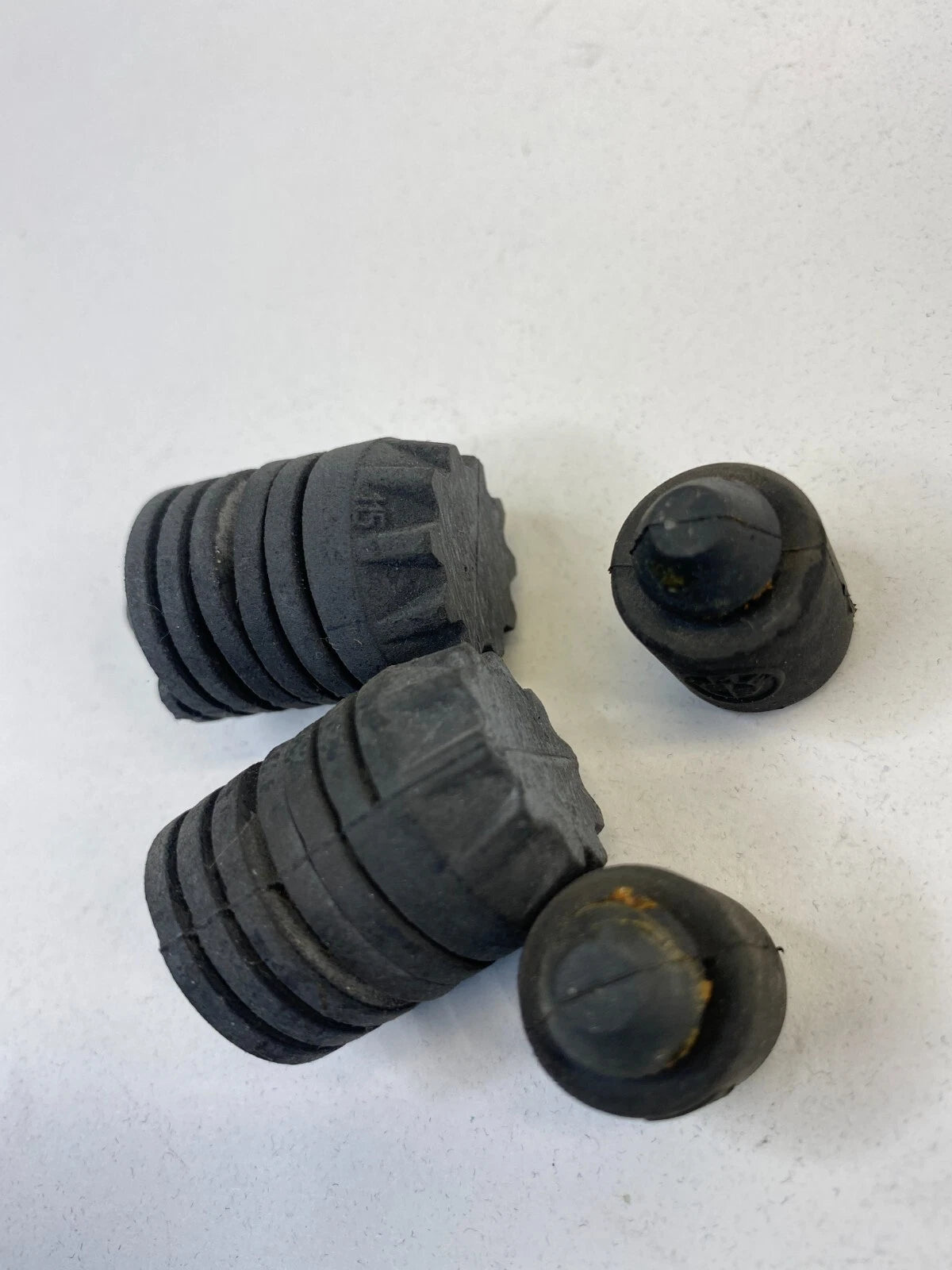 2004-2010 BMW X3 FRONT HOOD STOPPER ADJUSTMENT BOOT COVER RUBBER SET OF 4 OEM