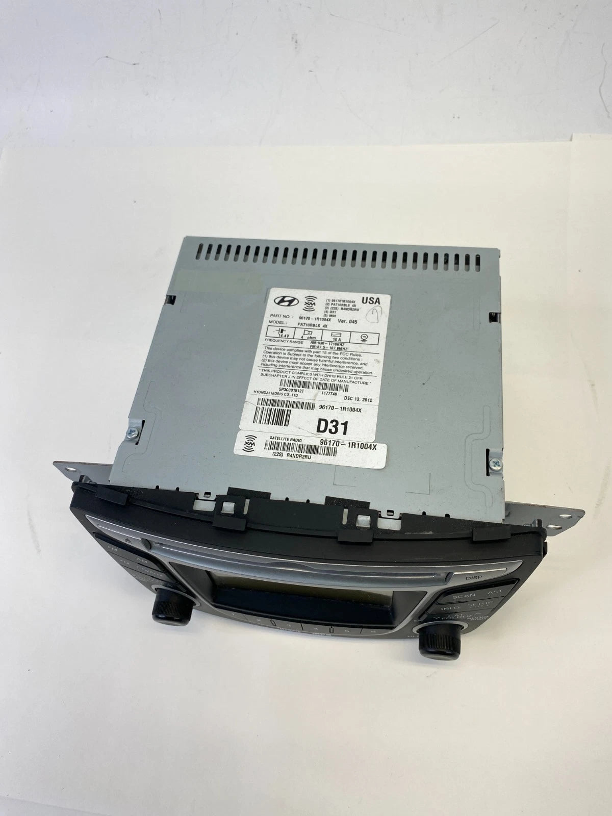 2012-2014 HYUNDAI ACCENT AM/FM CD PLAYER RADIO RECEIVER MP3 96170-1R1004X