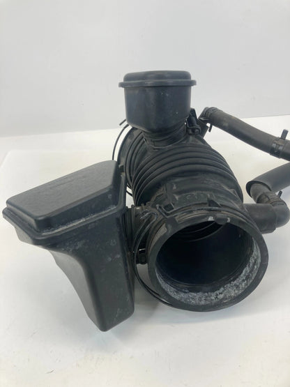 2013-2018 HYUNDAI SANTA FE 3.3L ENGINE AIR CLEANER INTAKE HOSE 28130-2W100 OEM