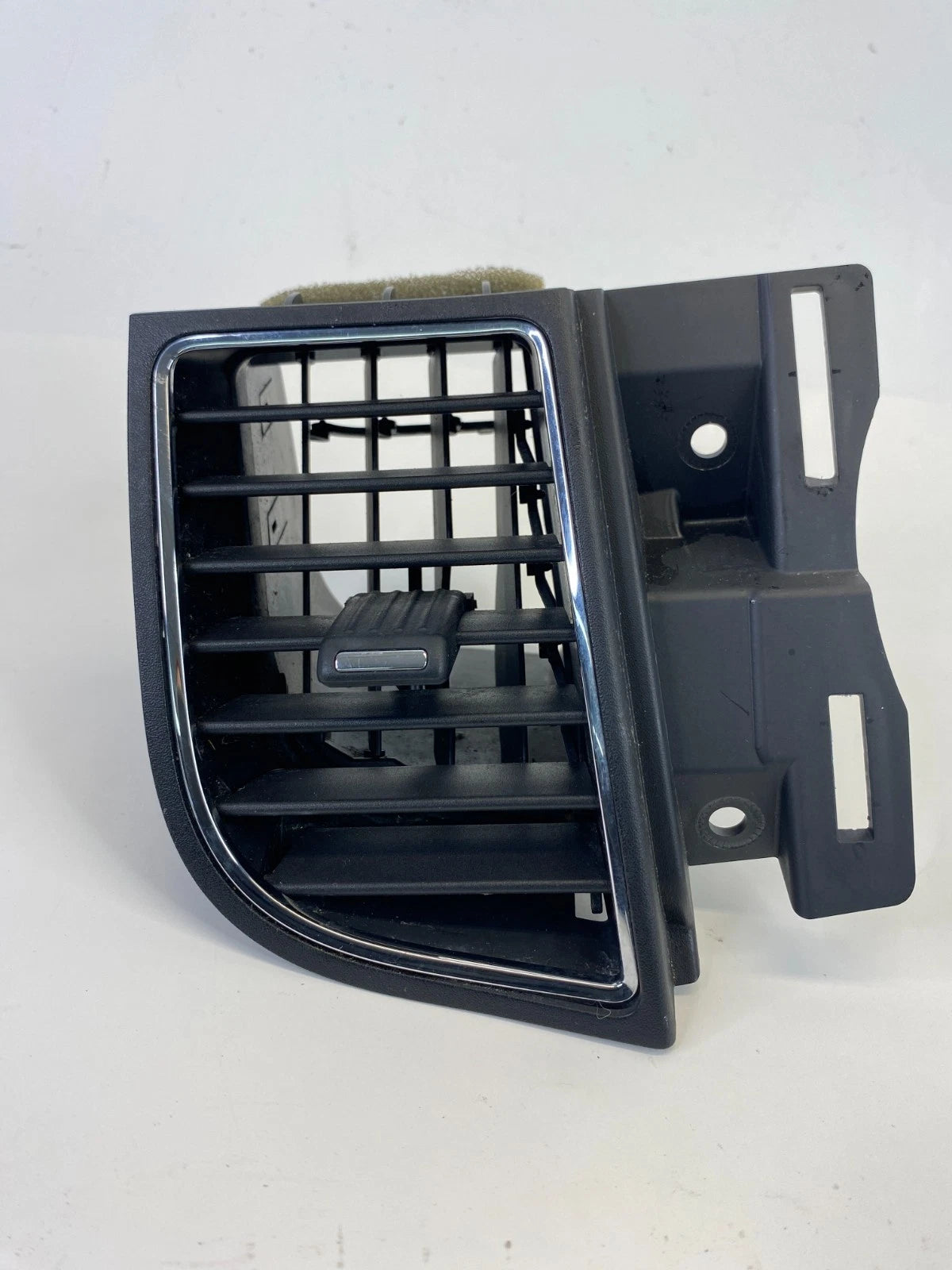 2010-2019 Ford Taurus Left Side Dash AC Air Vent Grille Outlet AG13-54046B31-A