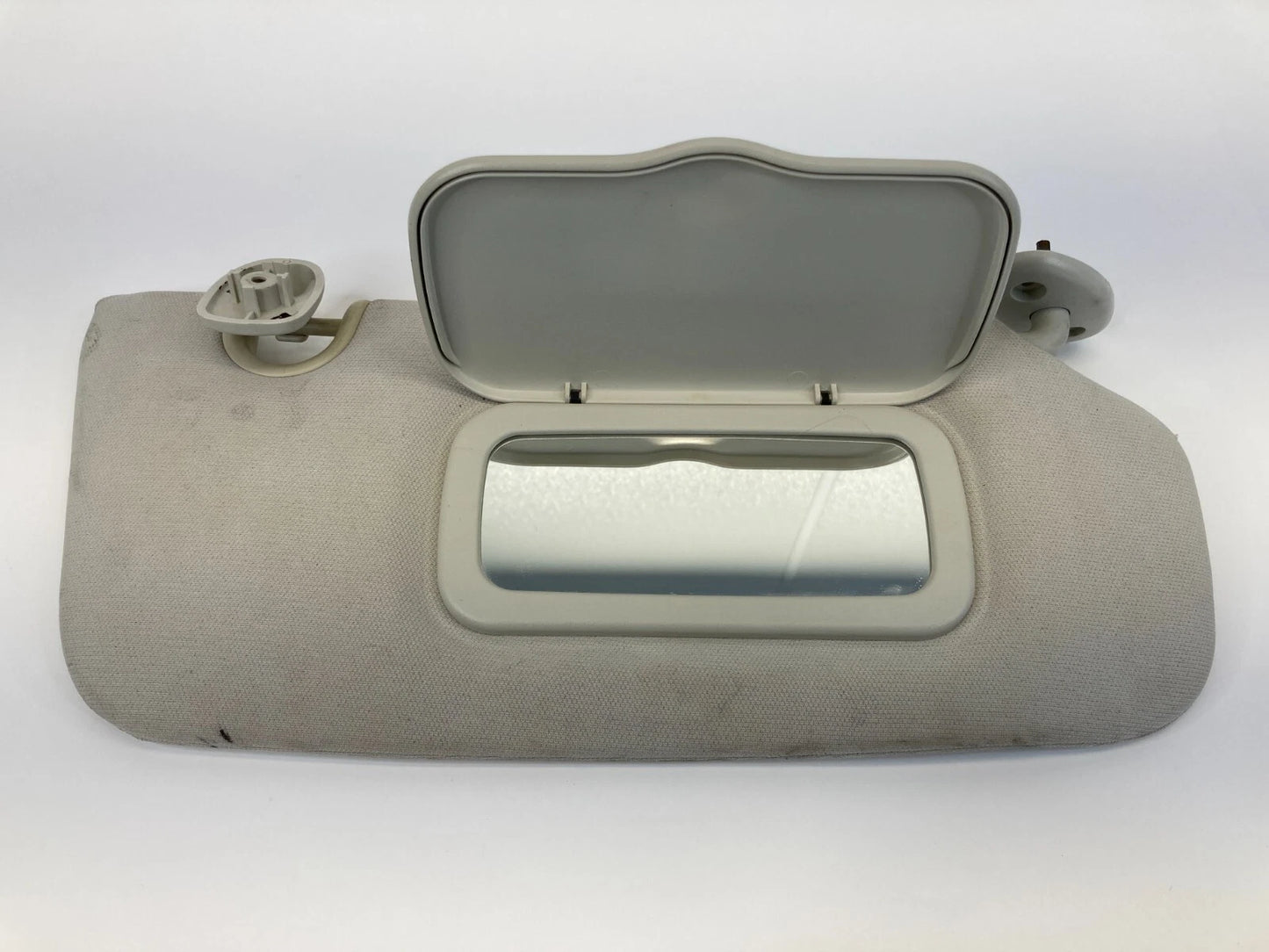 2007 2008 2009 DODGE CALIBER RIGHT PASSENGER SUNVISOR SUN VISOR SHADE CLOTH OEM