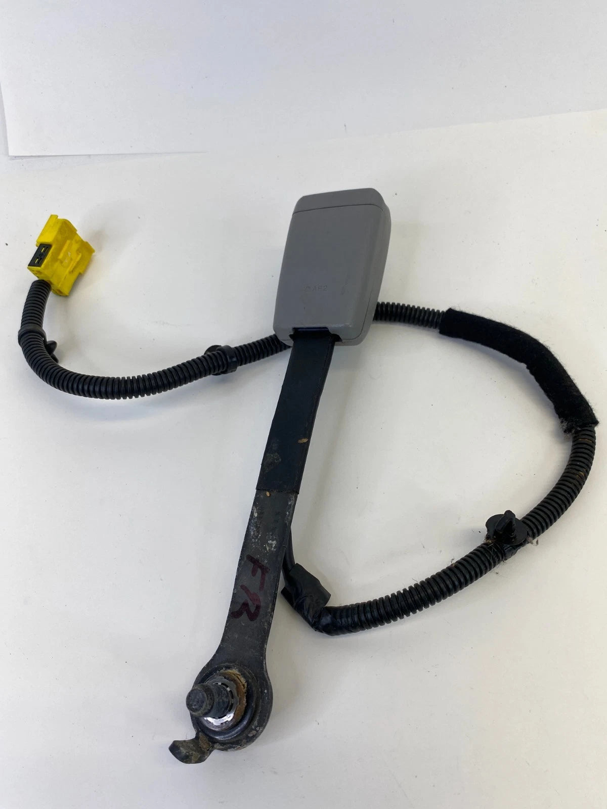 2006-2010 KIA OPTIMA FRONT RIGHT PASSENGER SIDE SEAT BELT BUCKLE ASSY OEM