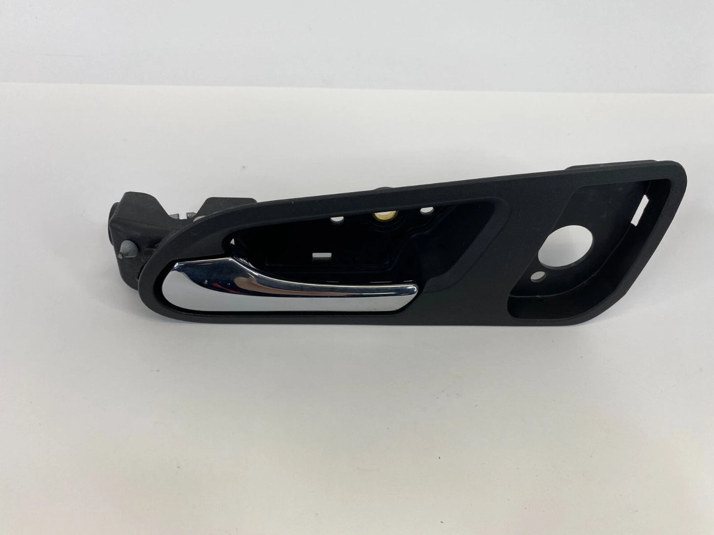2007-2016 GMC ACADIA REAR LEFT SIDE INNER INTERIOR DOOR HANDLE ASSEMBLY OEM