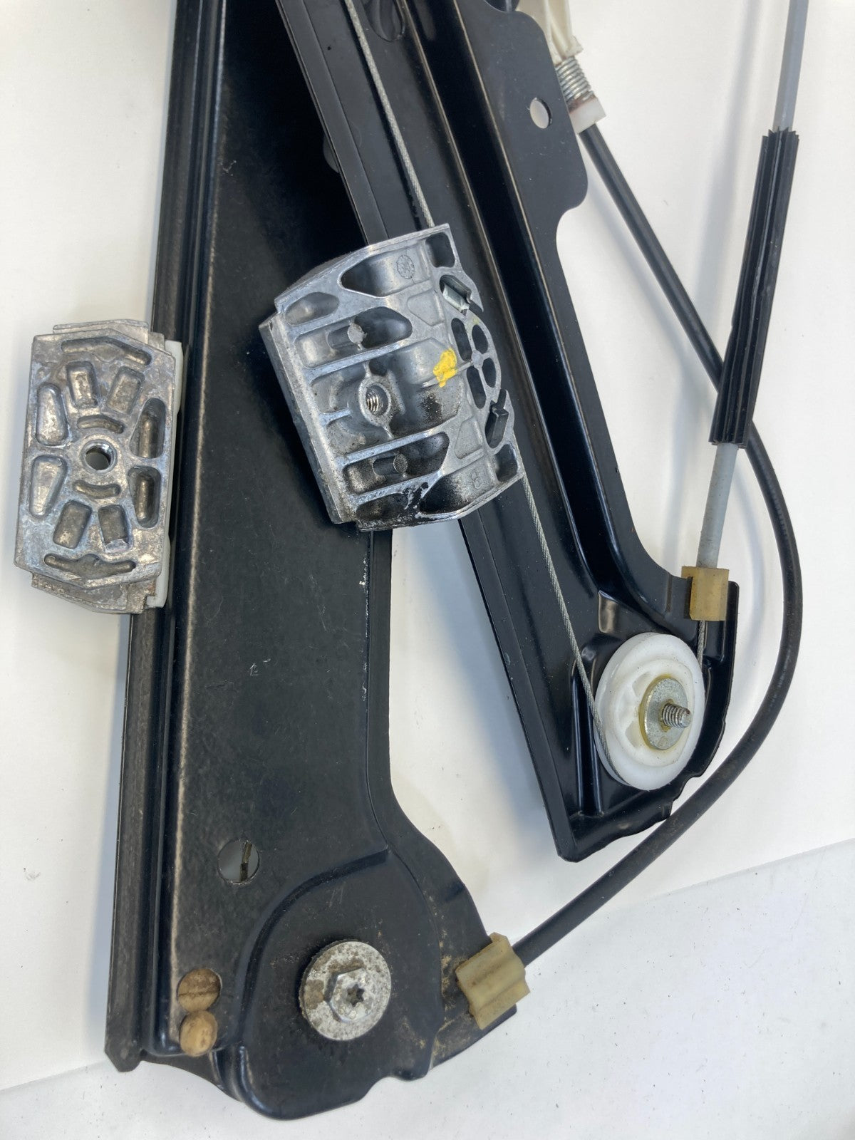 2004-2007 BMW 525i 530i Sedan Front Right Side Power Door Window Regulator