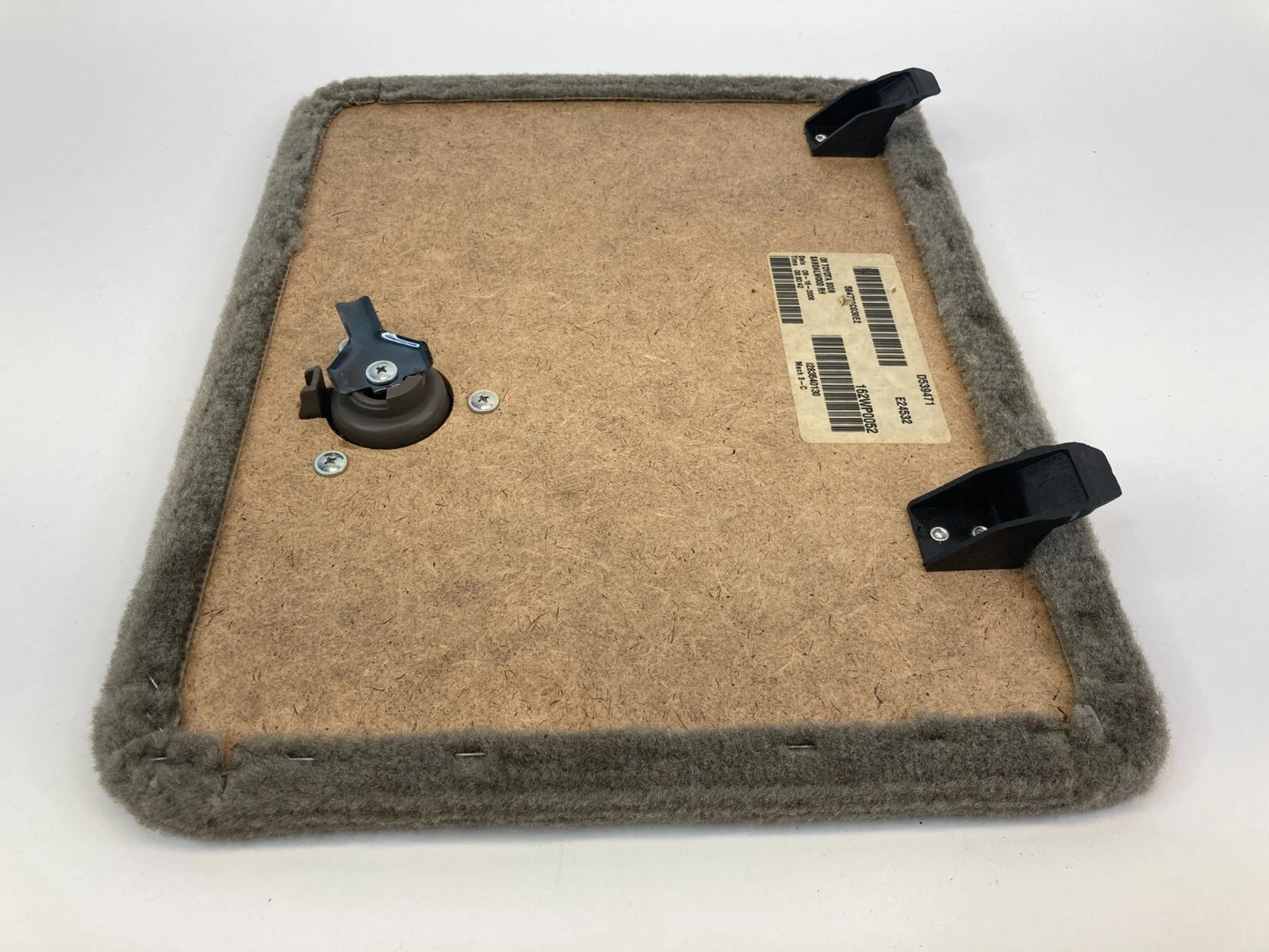 2006 TOYOTA TUNDRA SR5 TAN ACCESS CAB FLOOR STORAGE COMPARTMENT LID 584700C030