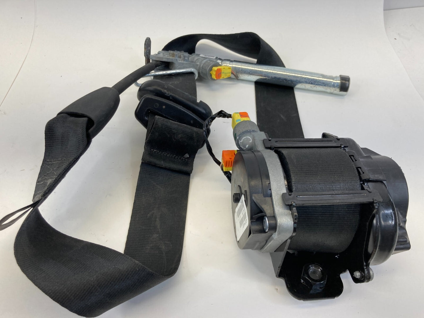 2013-2018 Ford Focus Front Right Passenger Seat Belt Retractor 623374400D OEM