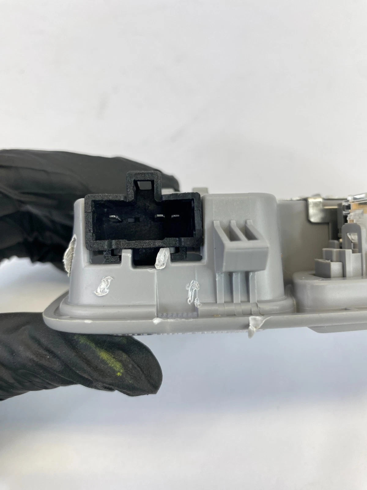 2011-2014 HYUNDAI SONATA ROOF OVERHEAD DOME MAP LIGHT READING LAMP 928503SXXX