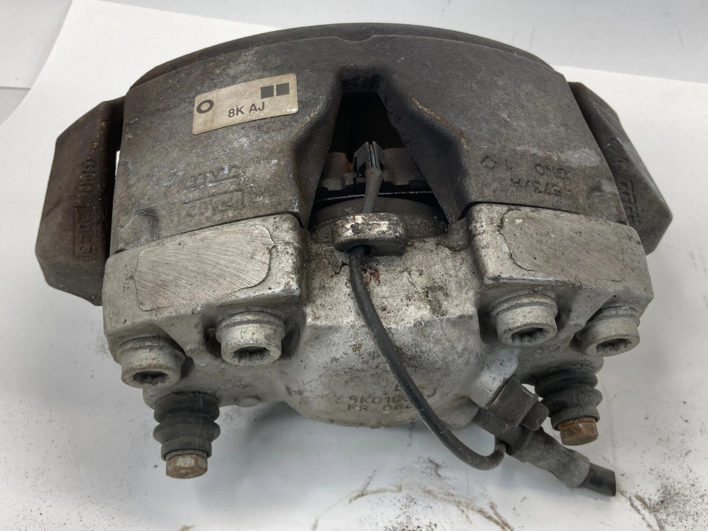 09-16 AUDI A4 A4 QUATTRO 2.0L FRONT LEFT DRIVER SIDE BRAKE CALIPER 8K0105AJ OEM