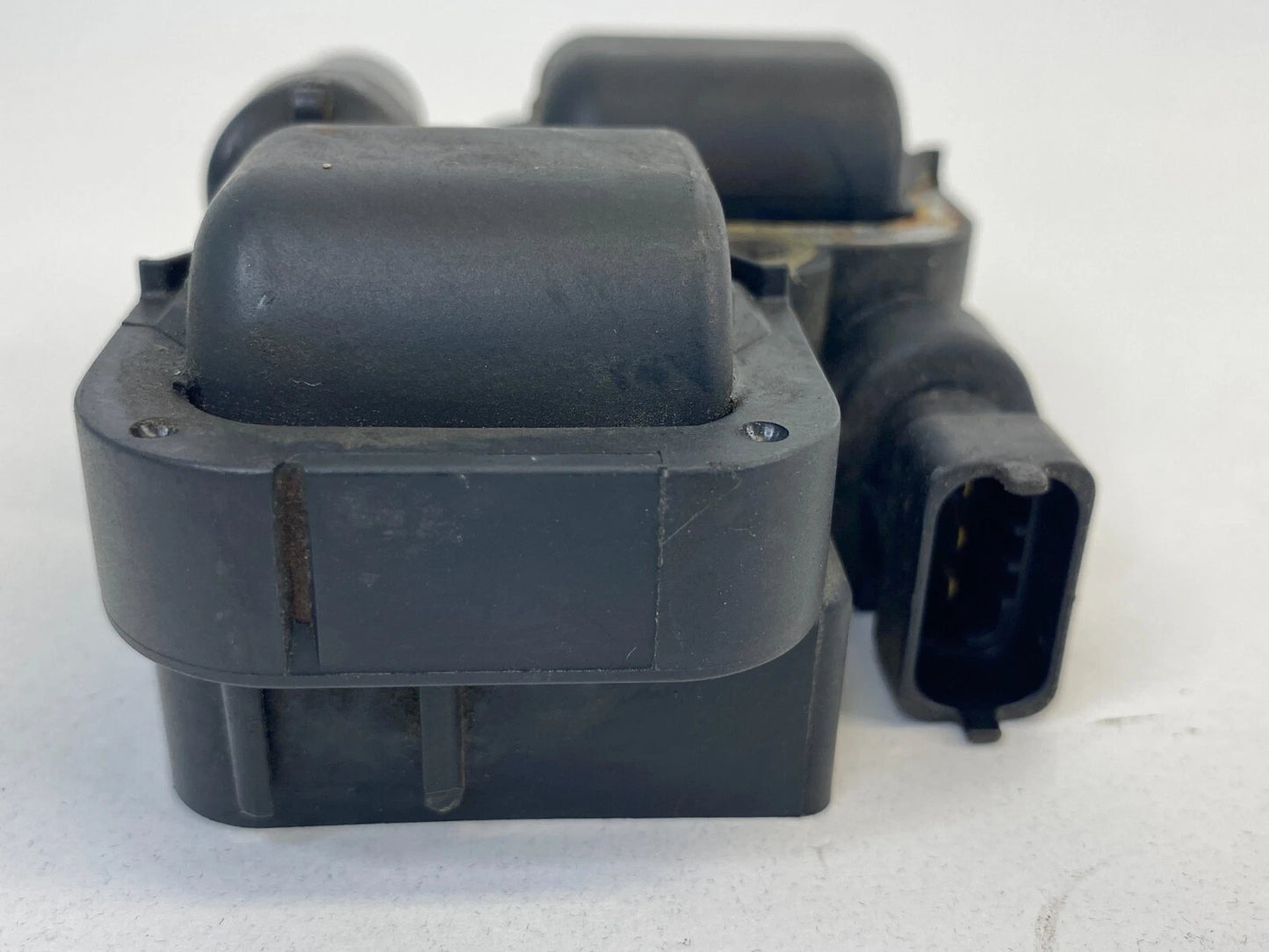 99 00 01 02 03 MERCEDES-BENZ CLK 430 4.3L V8 A/T IGNITION COIL 0221503035 OEM