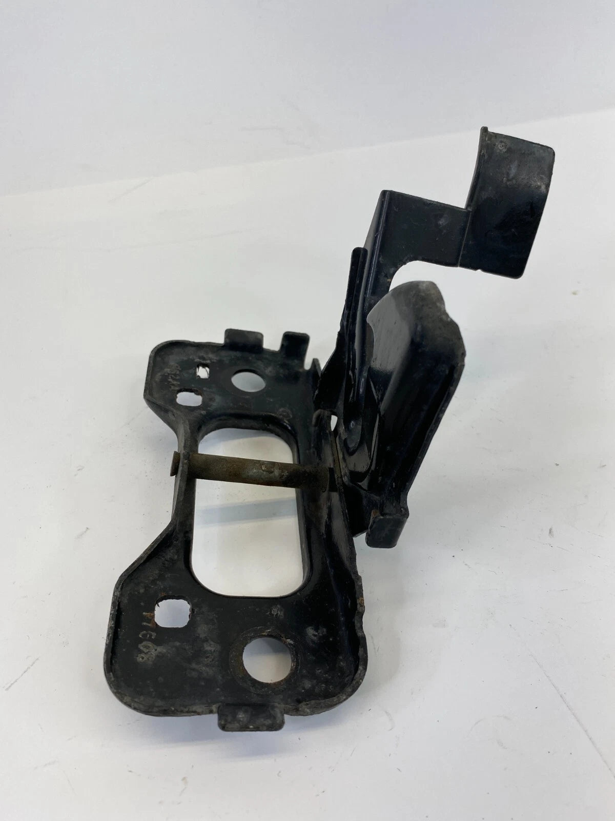 2008-2011 CHRYSLER TOWN & COUNTRY HOOD LOCK LATCH STRIKER HANDLE ASSEMBLY OEM
