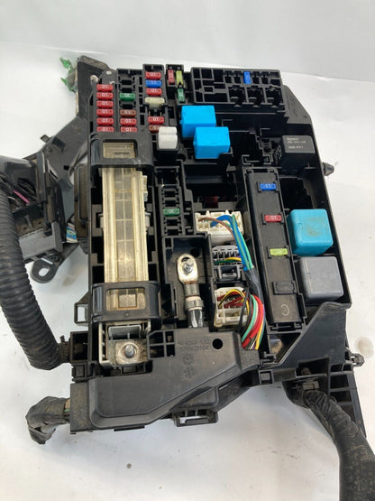 2009-2013 Toyota Matrix Engine Compartment Under Hood Fuse Box Relay Junction