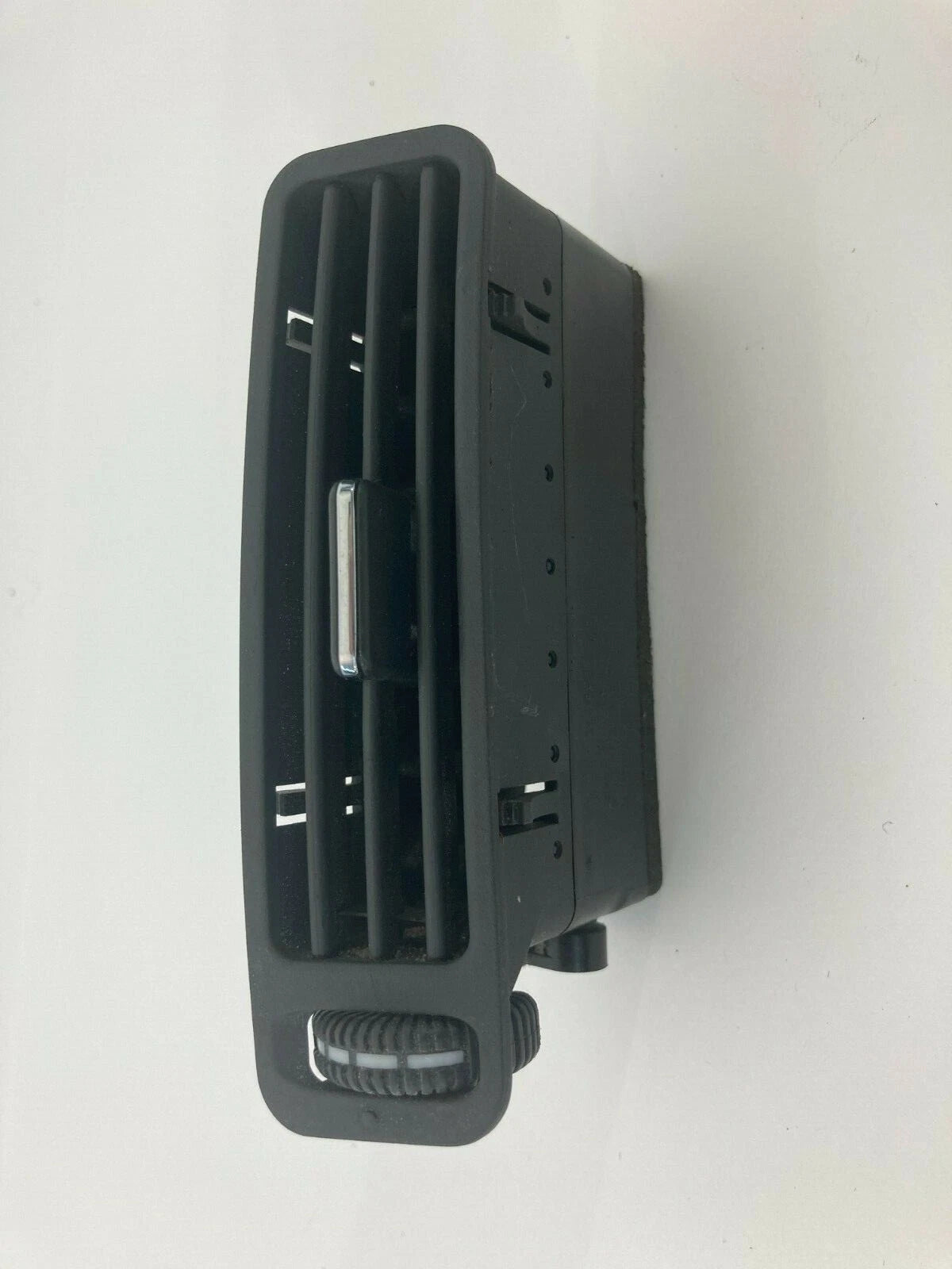 2000-2002 MERCEDES-BENZ S500 REAR LEFT LH B-PILLAR AC AIR VENT GRILL OUTPUT OEM