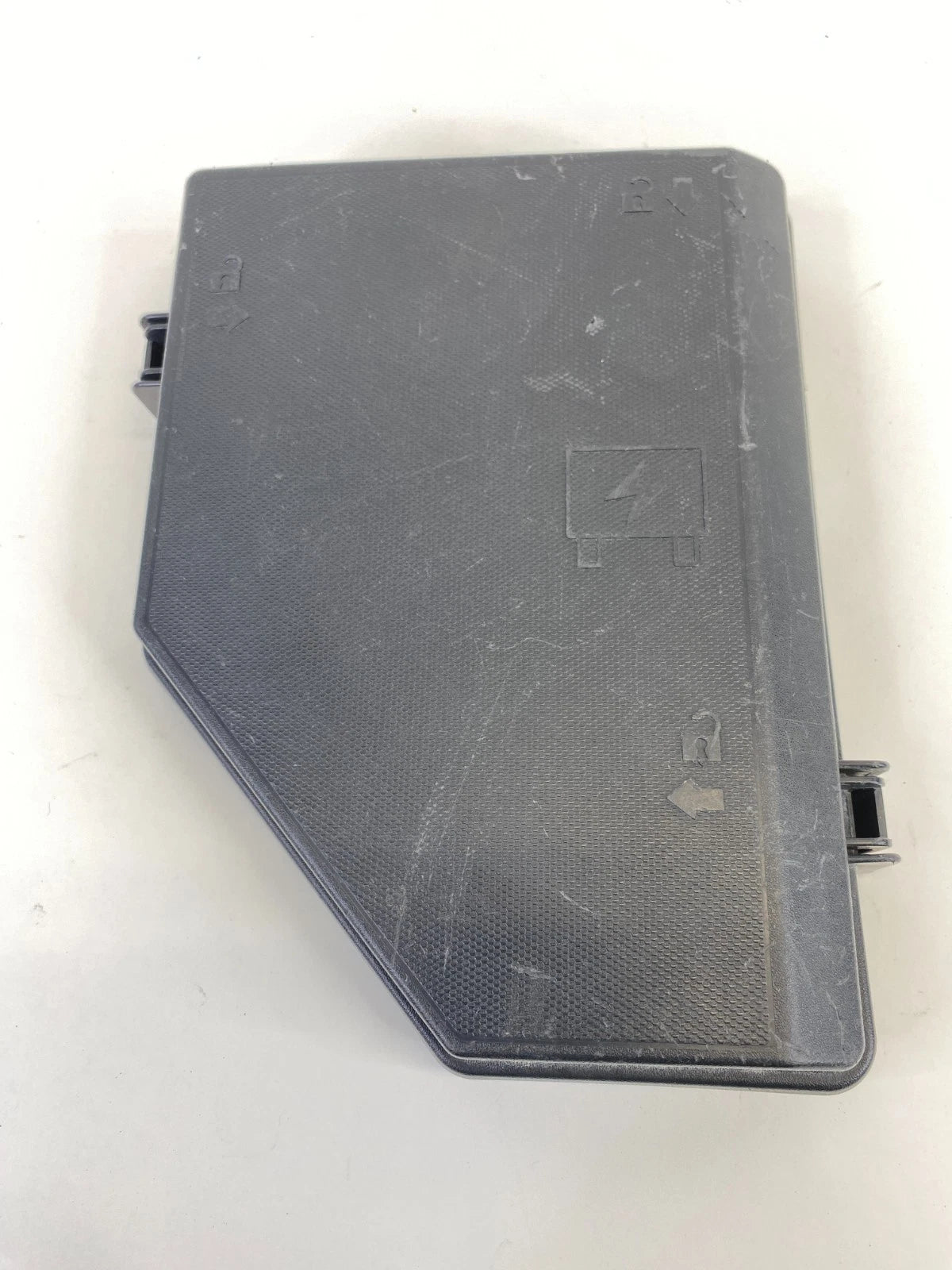 2007-2009 GMC ACADIA 3.6L V6 ENGINE COMPARTMENT UPPER FUSE BOX RELAY LID COVER